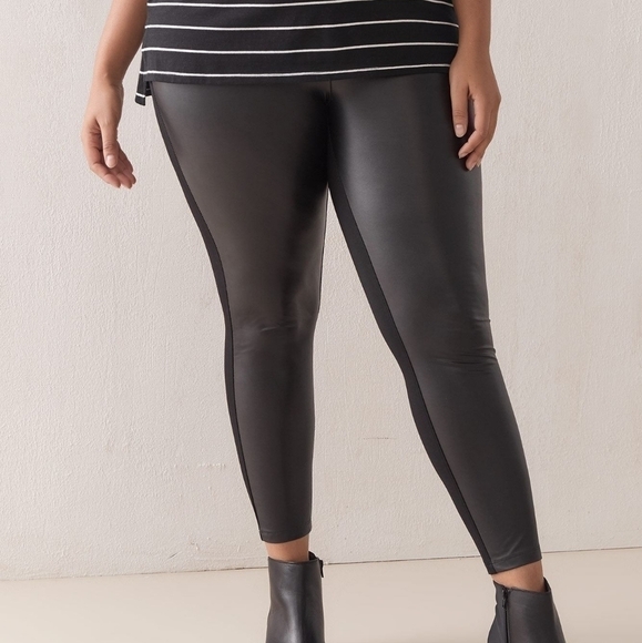 5X/30/32 - Addition Elle | Solid Mix Media Faux Leather Legging - Picture 2 of 7